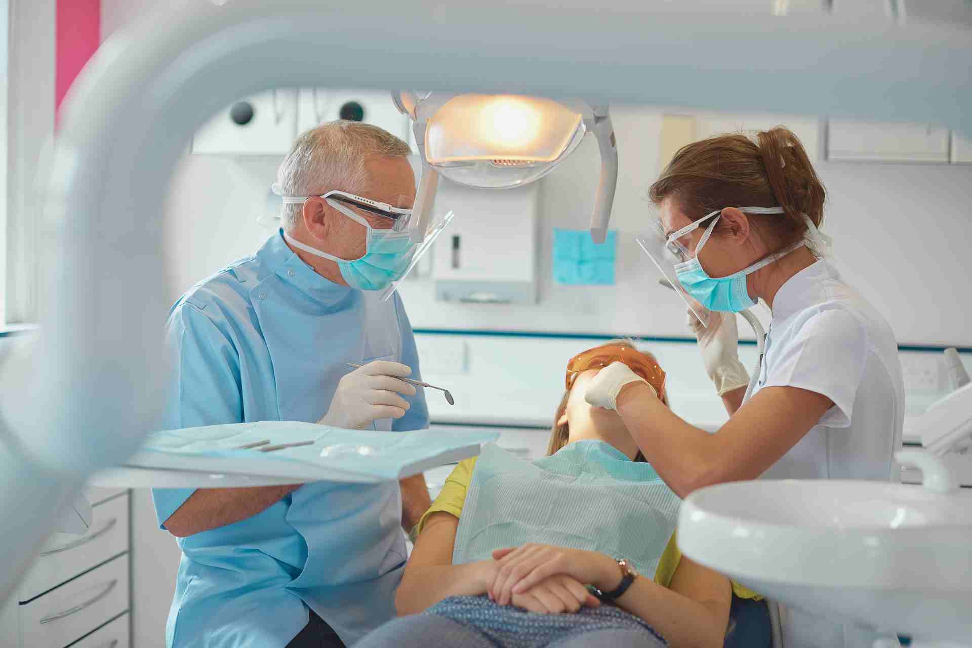 Dentist in Floresville, TX